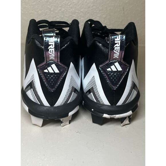 NWOT adidas Men\'s Freak Spark Md 23 Football Inline Cleats Shoe